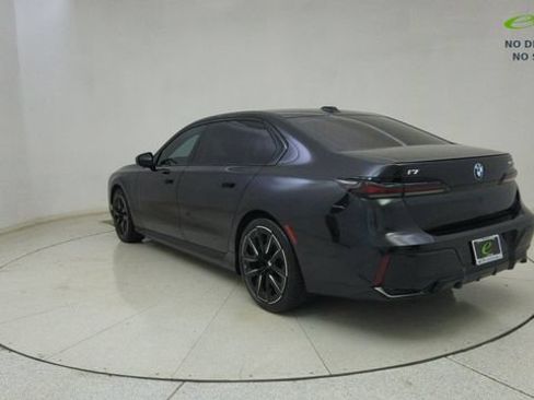 Used 2025 BMW i7 eDrive50 w/ M Sport Package RWD image 67