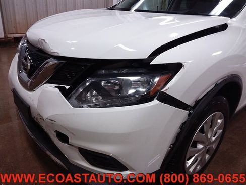 Used 2016 Nissan Rogue S w/ Appearance Package image 18