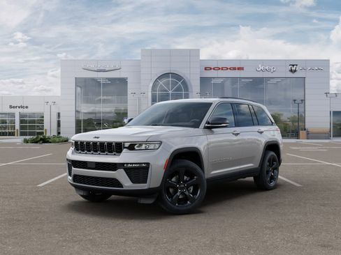 New 2026 Jeep Grand Cherokee Limited w/ Limited Altitude Package AWD/4WD image 1