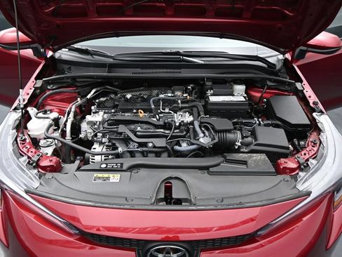 Used 2025 Toyota Corolla LE FWD image 24
