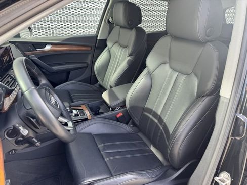 Certified 2023 Audi Q5 2.0T Premium Plus image 10