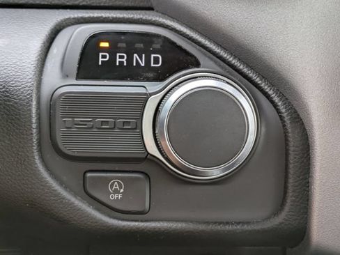 Used 2025 RAM 1500 Big Horn RWD image 14