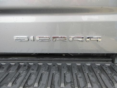 Used 2024 GMC Sierra 1500 Denali Ultimate image 9