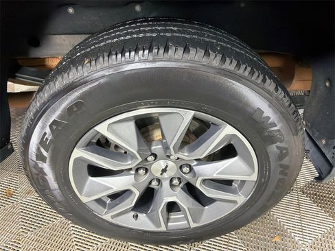 Used 2020 Chevrolet Silverado 1500 RST image 17