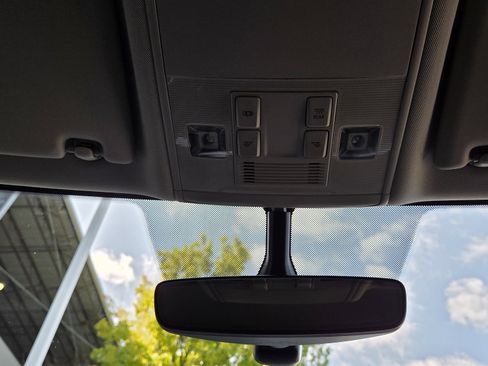 Certified 2021 Volkswagen Atlas S AWD/4WD image 25