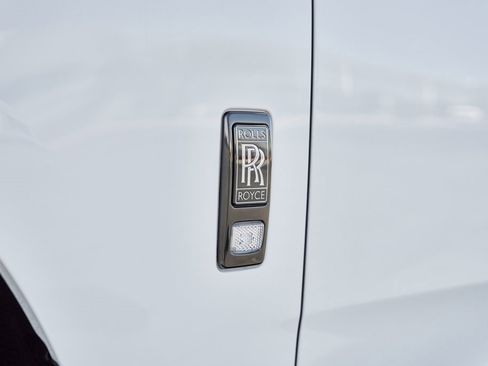 Used 2023 Rolls-Royce Cullinan Black Badge w/ Driver's Package image 10