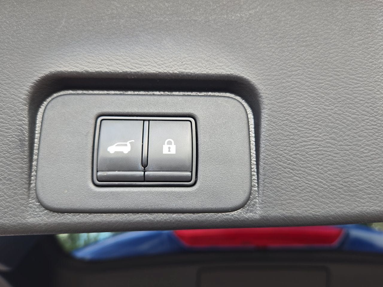 Used 2023 Nissan Rogue SL w/ SL Premium Package FWD image 13