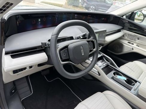 New 2026 Lincoln Nautilus Reserve image 14