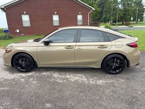 Used 2025 Honda Civic Sport image 3