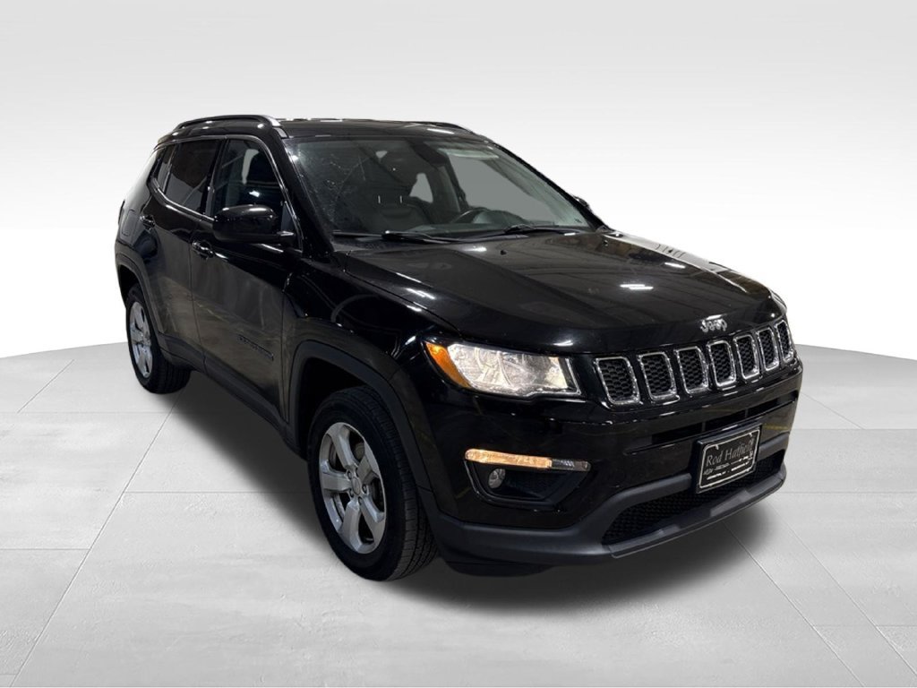 Used 2018 Jeep Compass Latitude w/ Popular Equipment Group AWD/4WD image 5