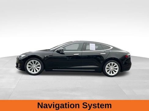 Used 2016 Tesla Model S 70 image 2