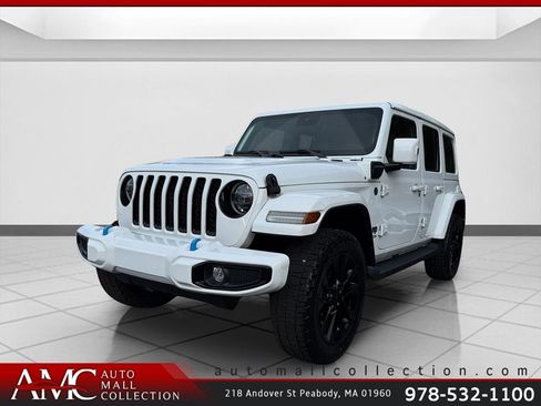 Used 2021 Jeep Wrangler Unlimited Sahara AWD/4WD image 1