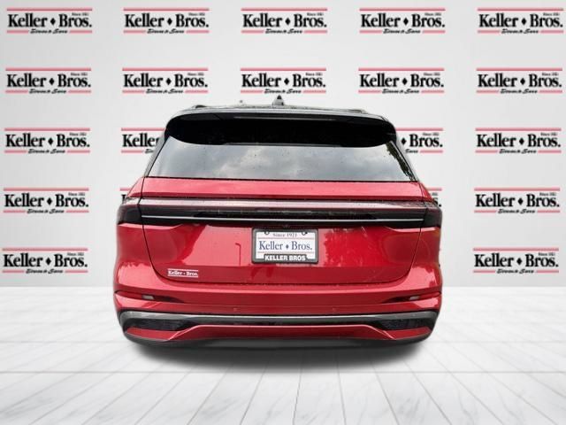 Used 2024 Lincoln Nautilus Reserve w/ Equipment Group 203A AWD/4WD image 6