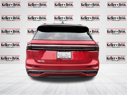 Used 2024 Lincoln Nautilus Reserve w/ Equipment Group 203A AWD/4WD image 6