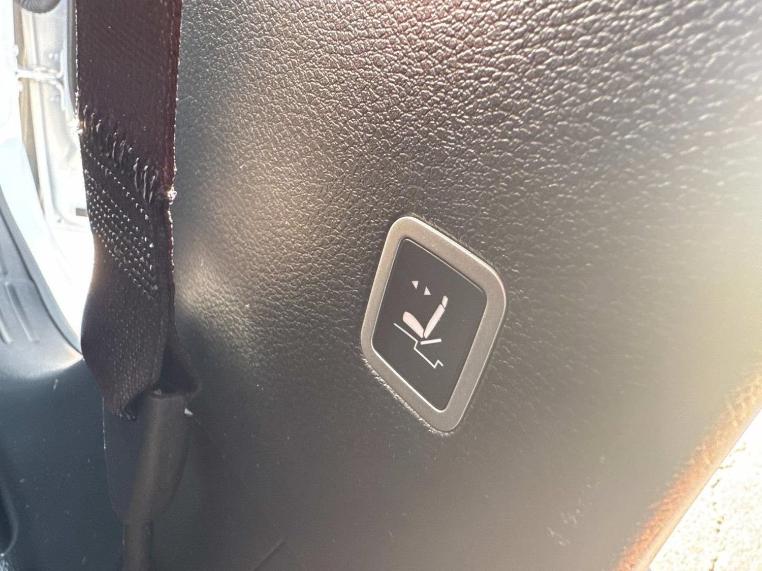 Used 2026 Chrysler Pacifica Limited FWD image 20