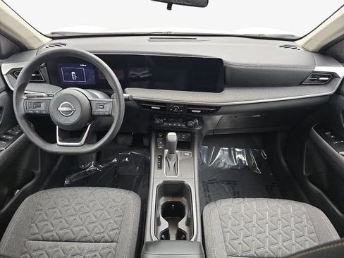 Used 2026 Nissan Kicks SV FWD image 13