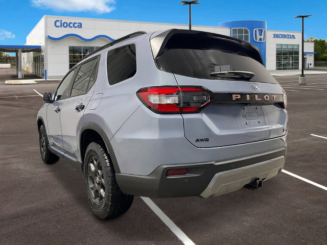 New 2026 Honda Pilot TrailSport image 3