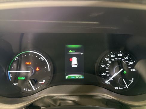 Used 2021 Toyota Sienna LE FWD image 16