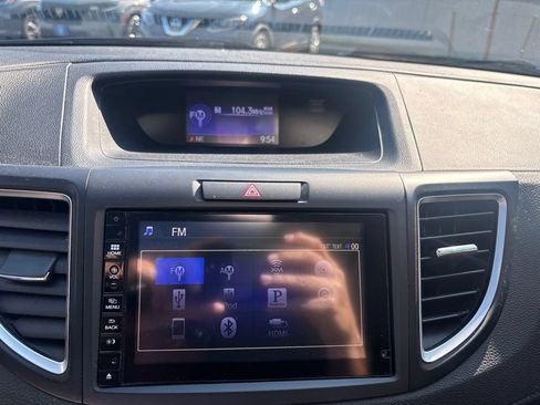 Used 2016 Honda CR-V Touring image 8