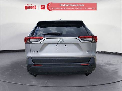 Certified 2023 Toyota RAV4 LE AWD/4WD image 4