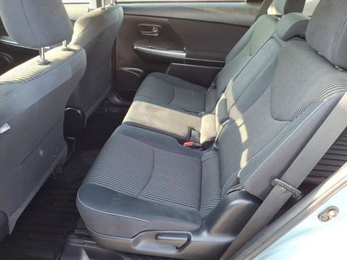 Used 2017 Toyota Prius V Three FWD image 7