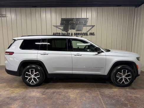 Used 2024 Jeep Grand Cherokee L Limited w/ Luxury Tech Group II AWD/4WD image 7