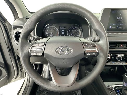 Used 2023 Hyundai Kona SEL image 11