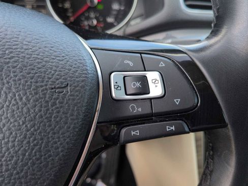 Used 2018 Volkswagen Passat 2.0T SE image 27