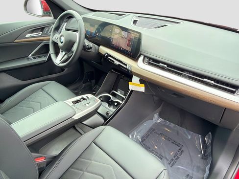 New 2026 BMW X1 xDrive28i w/ Technology Package image 13