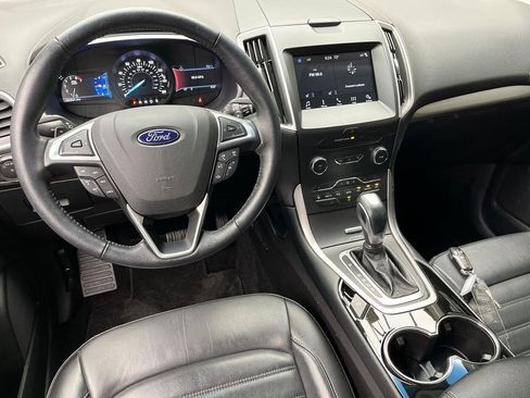 Used 2016 Ford Edge SEL w/ Equipment Group 201A AWD/4WD image 13