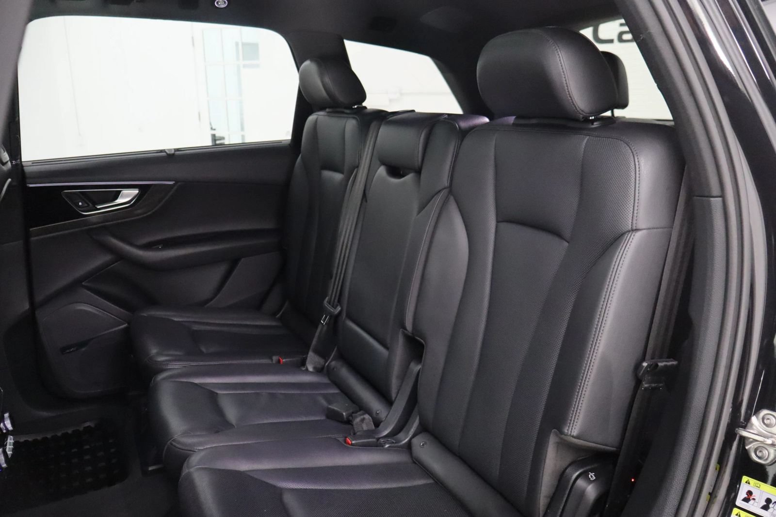 Used 2018 Audi Q7 3.0T Premium Plus w/ Premium Plus Package AWD/4WD image 26
