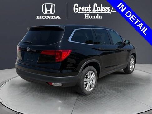 Used 2017 Honda Pilot LX image 7
