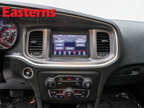Used 2022 Dodge Charger SXT w/ Leather Interior Group image 12