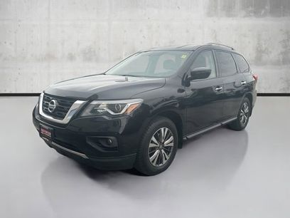 Used 2017 Nissan Pathfinder SV