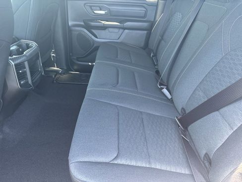 New 2026 RAM 1500 Express AWD/4WD image 31