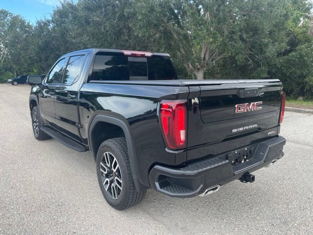 Used 2025 GMC Sierra 1500 AT4 w/ AT4 Premium Package AWD/4WD image 4