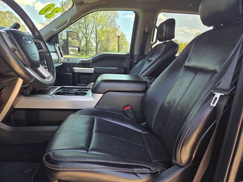 Used 2020 Ford F250 Lariat w/ Lariat Ultimate Package image 10