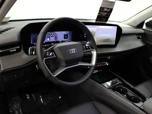 New 2026 Audi Q3 quattro 2.0T AWD/4WD image 16