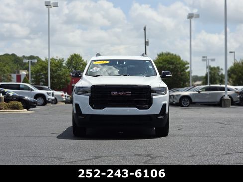 Used 2023 GMC Acadia SLE w/ Driver Convenience Package FWD image 2
