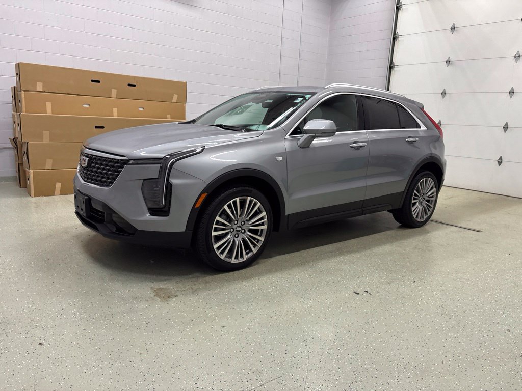 Certified 2024 Cadillac XT4 Premium Luxury w/ Technology Package AWD/4WD image 8