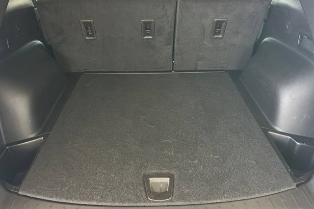 Used 2025 Chevrolet Blazer LT AWD/4WD image 18