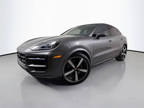 Used 2025 Porsche Cayenne Coupe AWD/4WD image 1