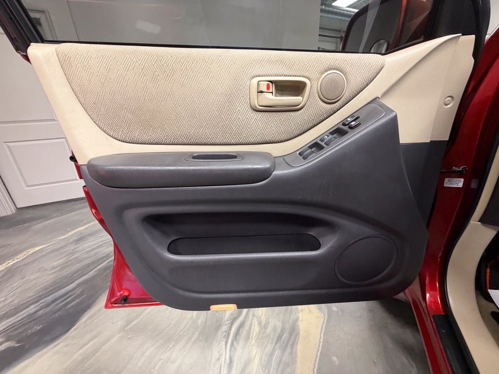 Used 2003 Toyota Highlander 2WD V6 image 47