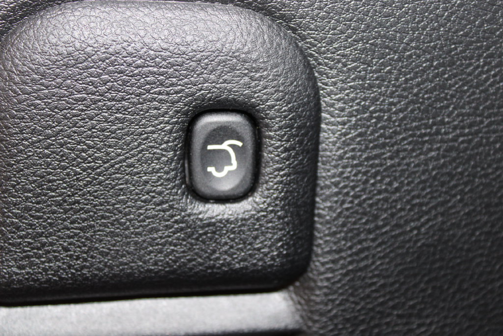 Used 2021 Jeep Grand Cherokee Limited AWD/4WD image 30
