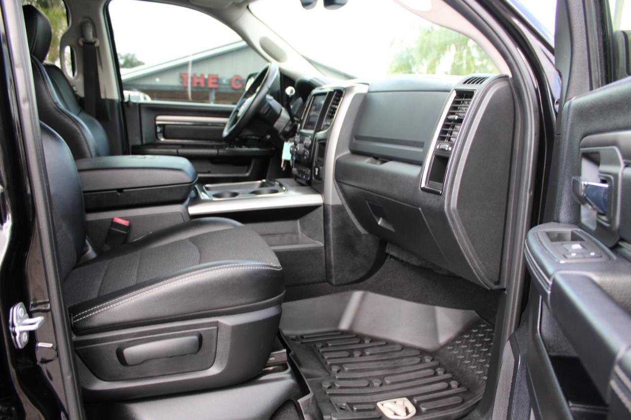 Used 2018 RAM 3500 Big Horn w/ Max Tow Package AWD/4WD image 22