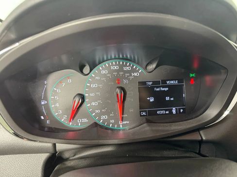 Used 2022 Chevrolet Trax LS w/ Tint and Cruise Package image 14