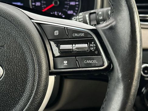 Used 2020 Kia Sportage EX w/ EX Technology Package image 34