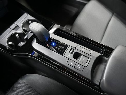 New 2026 Toyota Prius LE image 18