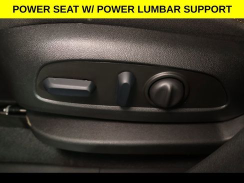 Used 2023 Chevrolet Equinox LT image 7