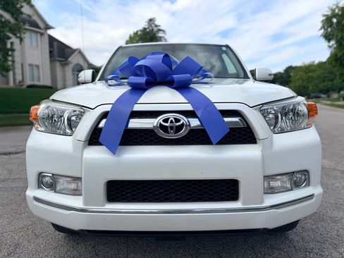 Used 2013 Toyota 4Runner Limited AWD/4WD image 8